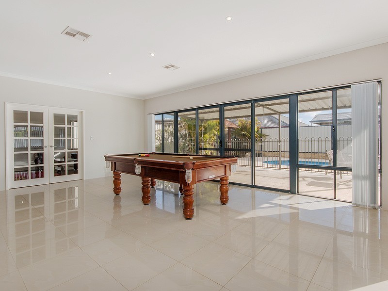 33 Eldorado Loop, Meadow Springs WA 6210