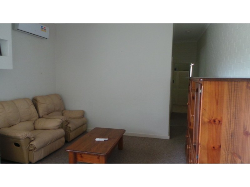 2/34 Janis Street, Halls Head WA 6210