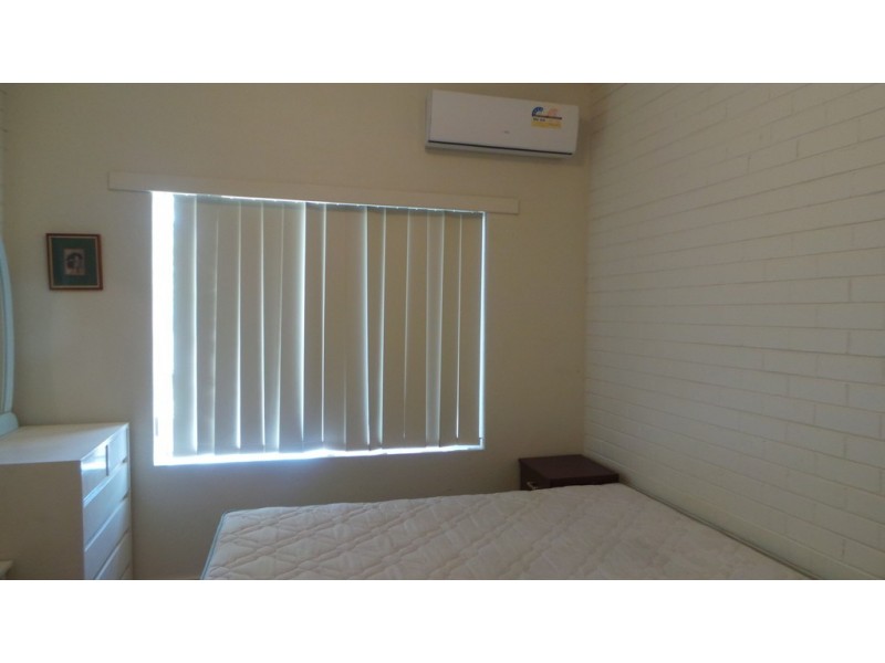 2/34 Janis Street, Halls Head WA 6210