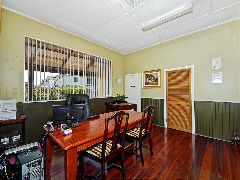 25 Davey Street, Mandurah WA 6210