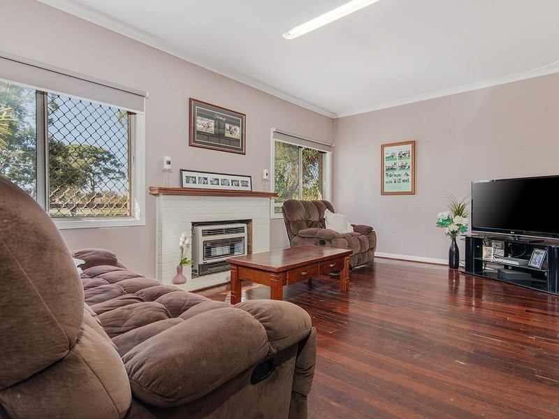 5 Clifton Crescent, Pinjarra WA 6208