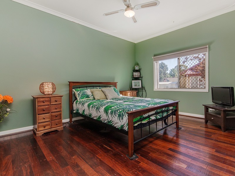 5 Clifton Crescent, Pinjarra WA 6208