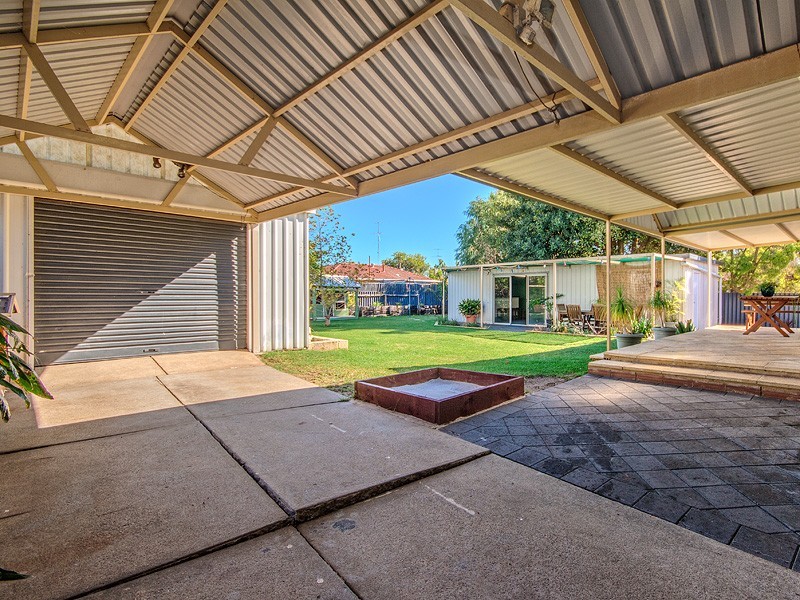 5 Clifton Crescent, Pinjarra WA 6208
