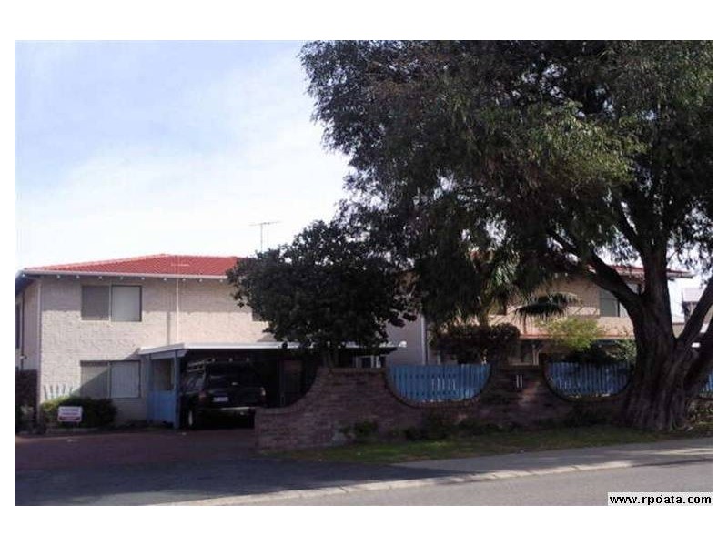 10/11 Leslie Street, Dudley Park WA 6210