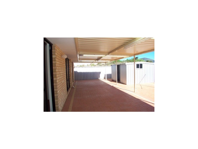 5 Barramundi Drive, Golden Bay WA 6174