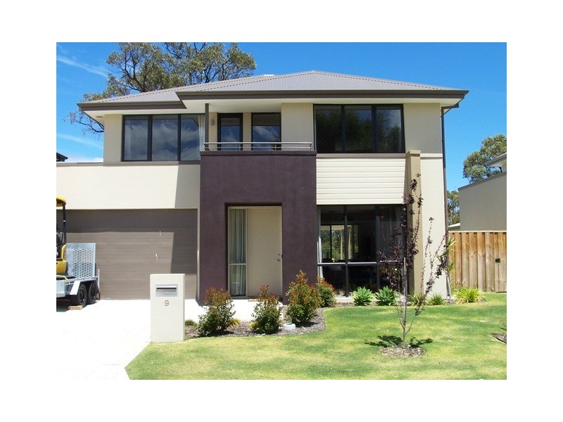 9 Tylney Loop, Meadow Springs WA 6210