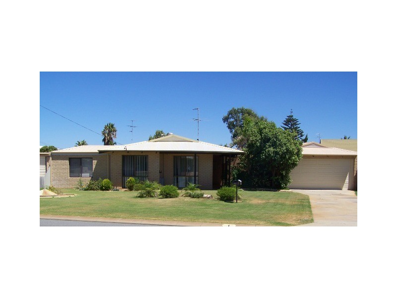 1 Jannali Way, San Remo WA 6210