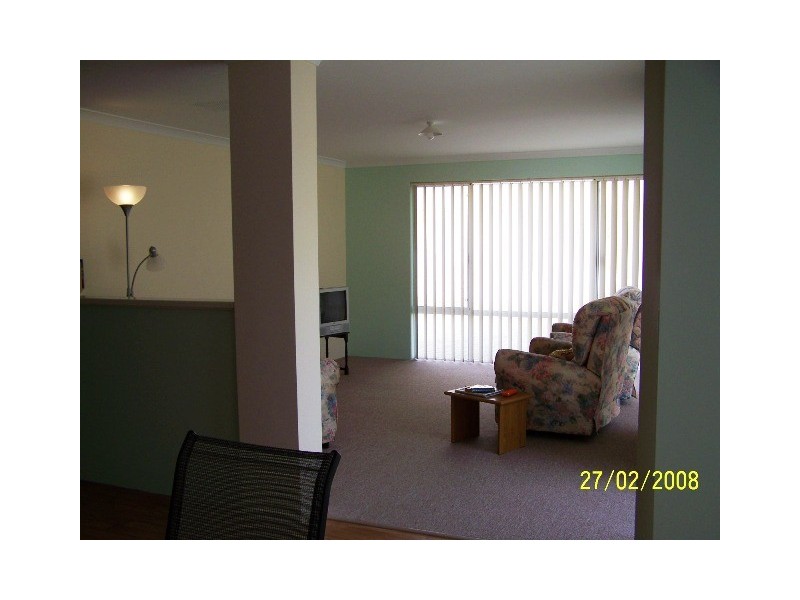 5 Chalice Rise, Lakelands WA 6210