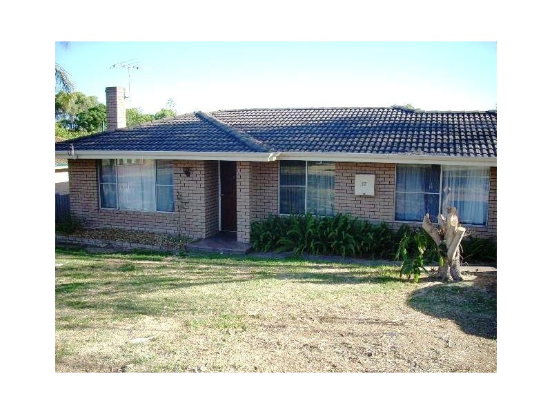 32 Service Street, Mandurah WA 6210