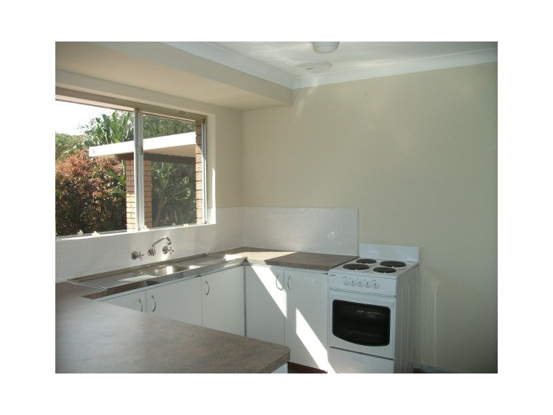 32 Service Street, Mandurah WA 6210