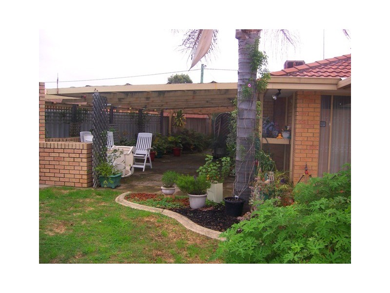 22 Casula Avenue, Coodanup WA 6210