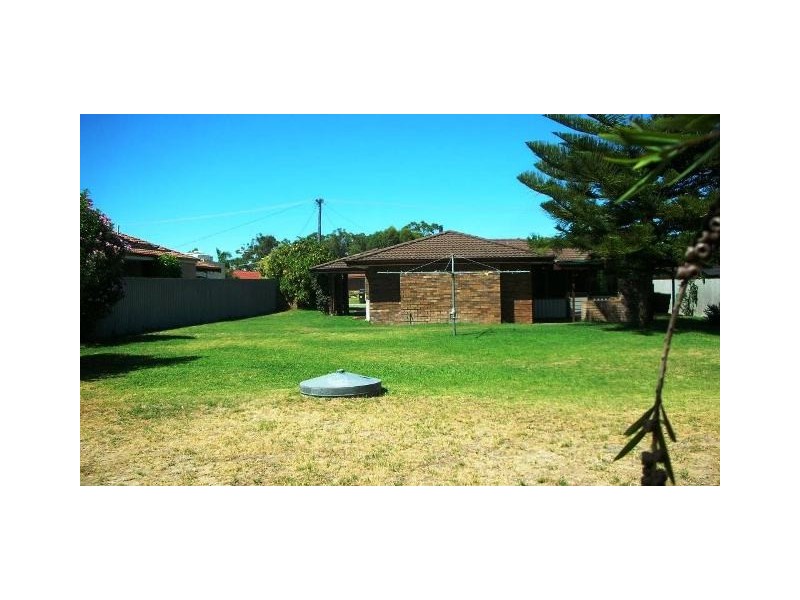 20 Vance Street, Dudley Park WA 6210