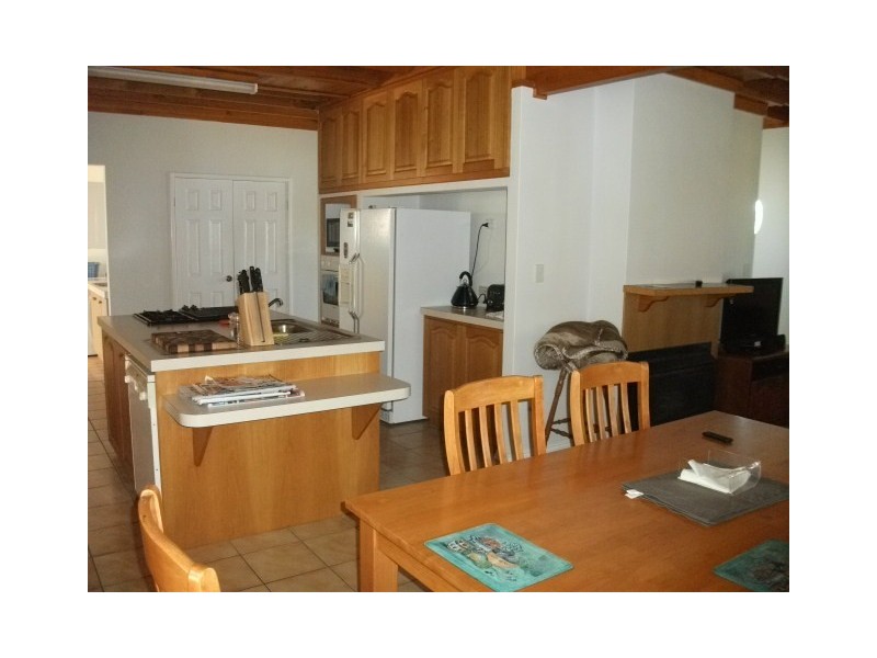 1 Bight Court, San Remo WA 6210