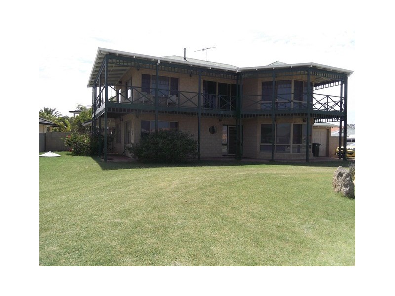 1 Bight Court, San Remo WA 6210