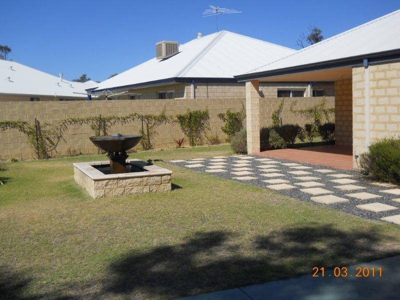 1 Lancelin Way, Erskine WA 6210