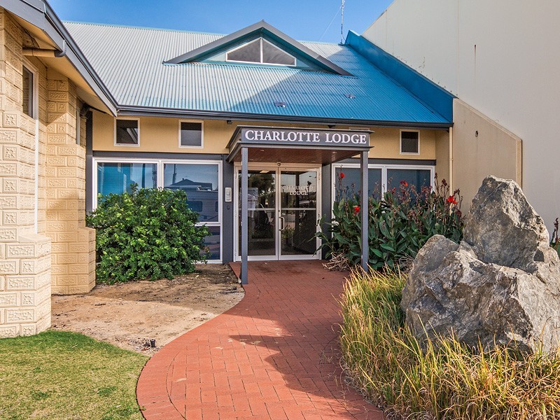 2 Sutton Street, Mandurah WA 6210