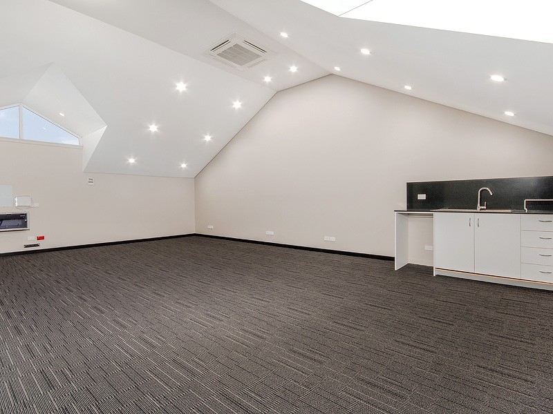 2 Sutton Street, Mandurah WA 6210