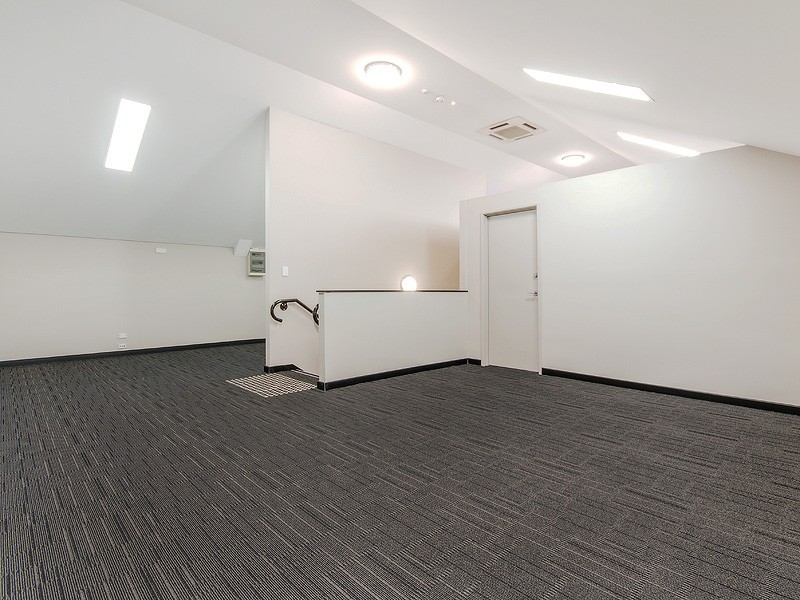 2 Sutton Street, Mandurah WA 6210