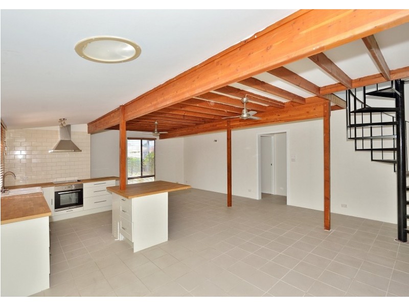 17 Yunderup Road, South Yunderup WA 6208