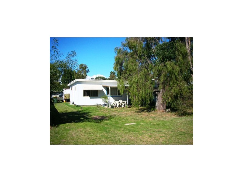 5 Wamba Road, Coodanup WA 6210