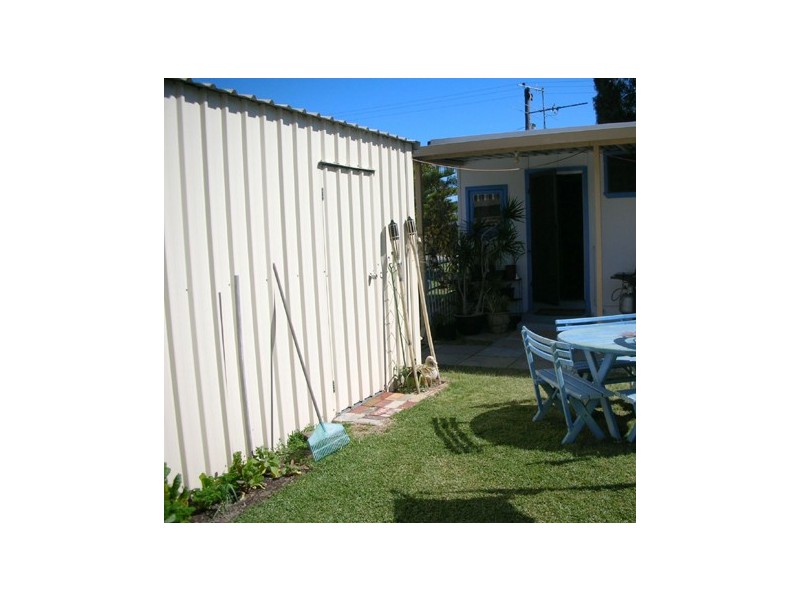 5 Wamba Road, Coodanup WA 6210