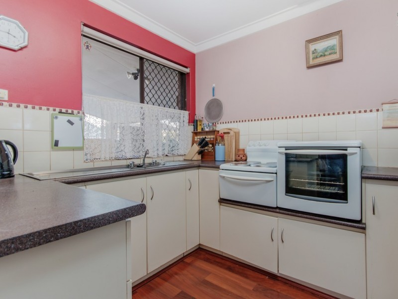 7/11 Creery St, Dudley Park WA 6210