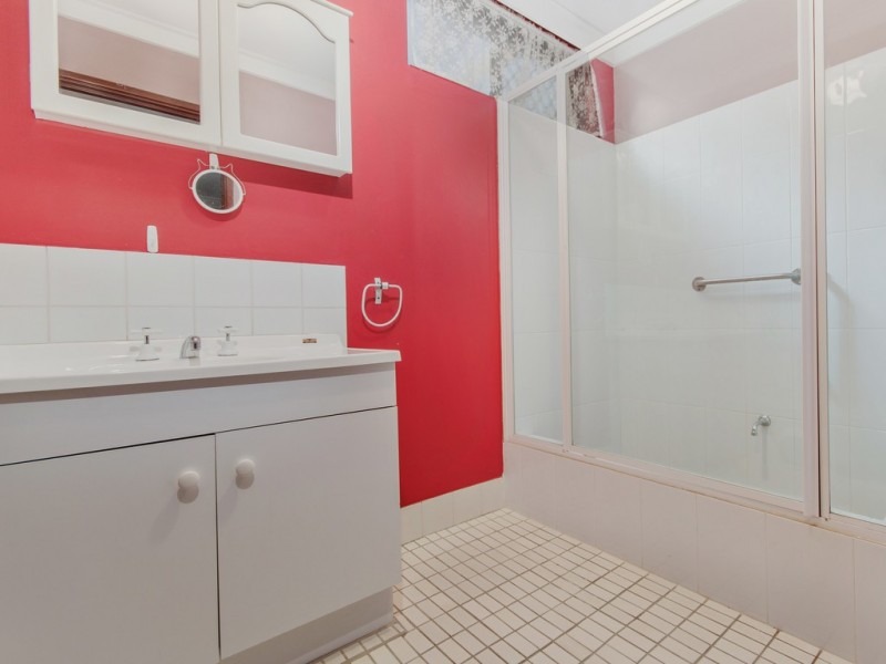 7/11 Creery St, Dudley Park WA 6210