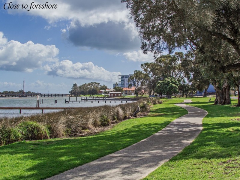 7/11 Creery St, Dudley Park WA 6210