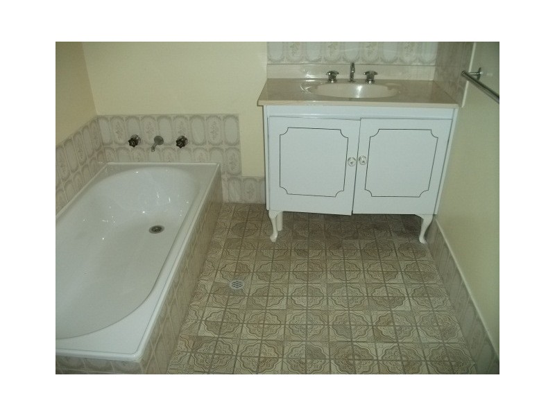 2 Peel Street, Mandurah WA 6210