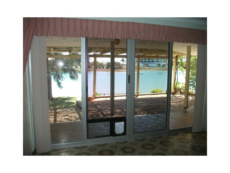 2 Peel Street, Mandurah WA 6210