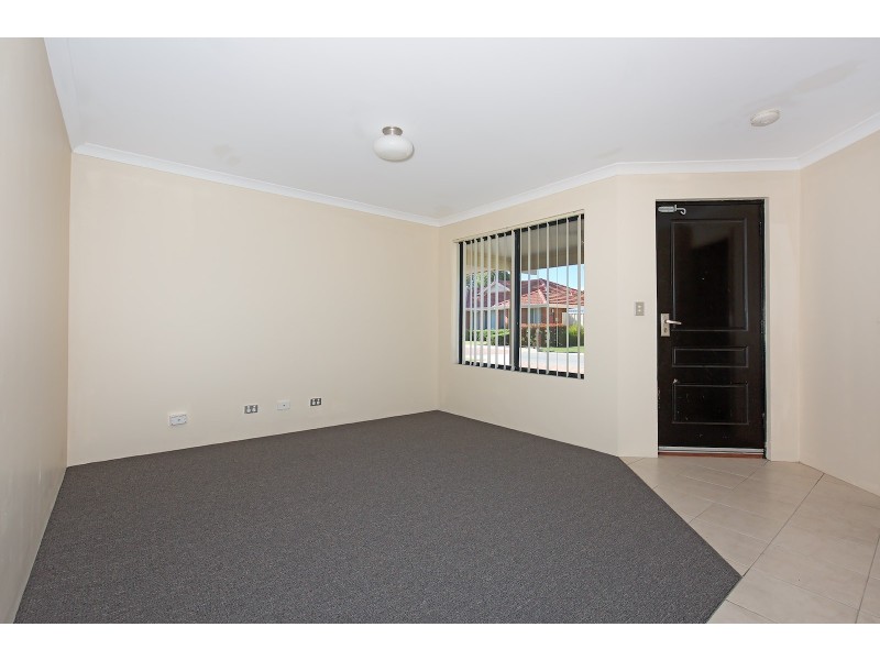 11 Golden Grove, Coodanup WA 6210