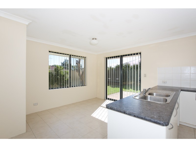 11 Golden Grove, Coodanup WA 6210