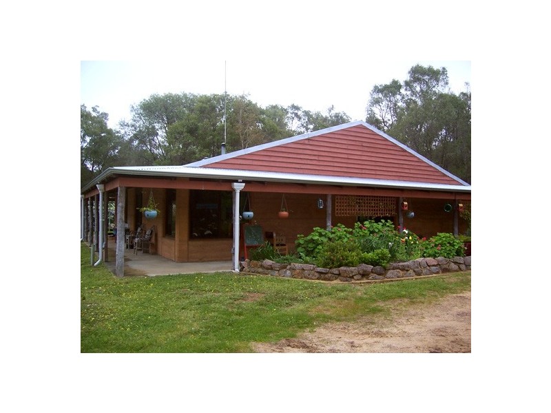 19 TEAKWOOD DRIVE, Lake Clifton WA 6215