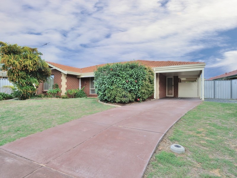 24 St Annes Tce, Meadow Springs WA 6210