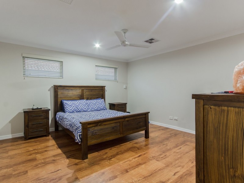 6 Wells Road, Pinjarra WA 6208