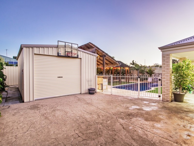 6 Wells Road, Pinjarra WA 6208