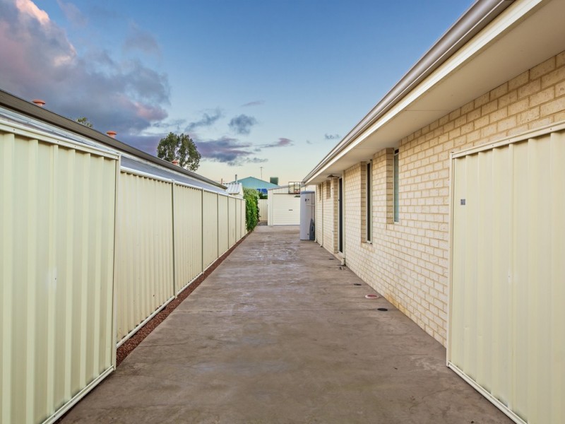 6 Wells Road, Pinjarra WA 6208