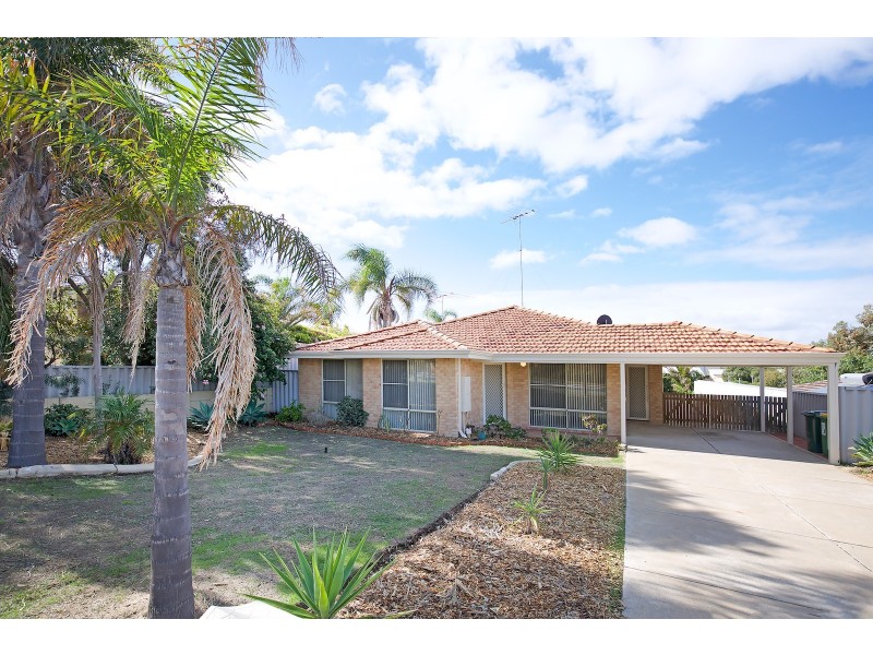23 Casuarina Drive, Halls Head WA 6210