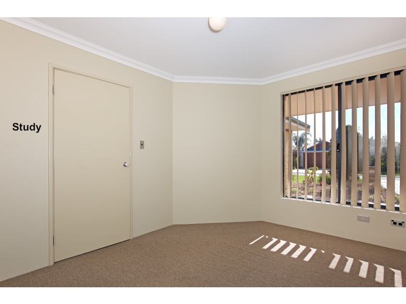 3 Shelduck Way, Dudley Park WA 6210