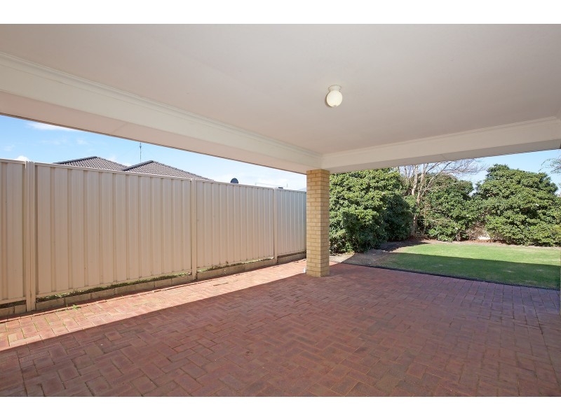 3 Shelduck Way, Dudley Park WA 6210