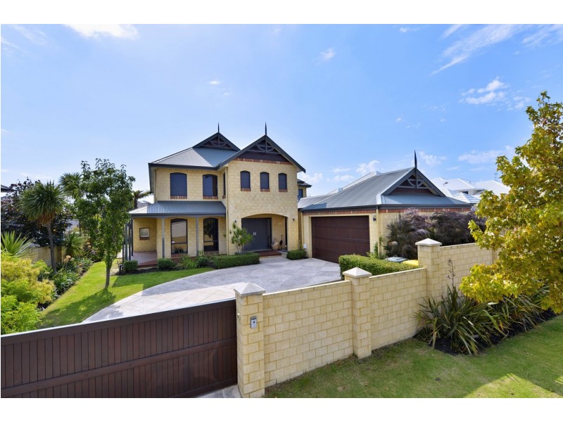 23 Nyari Court, Halls Head WA 6210