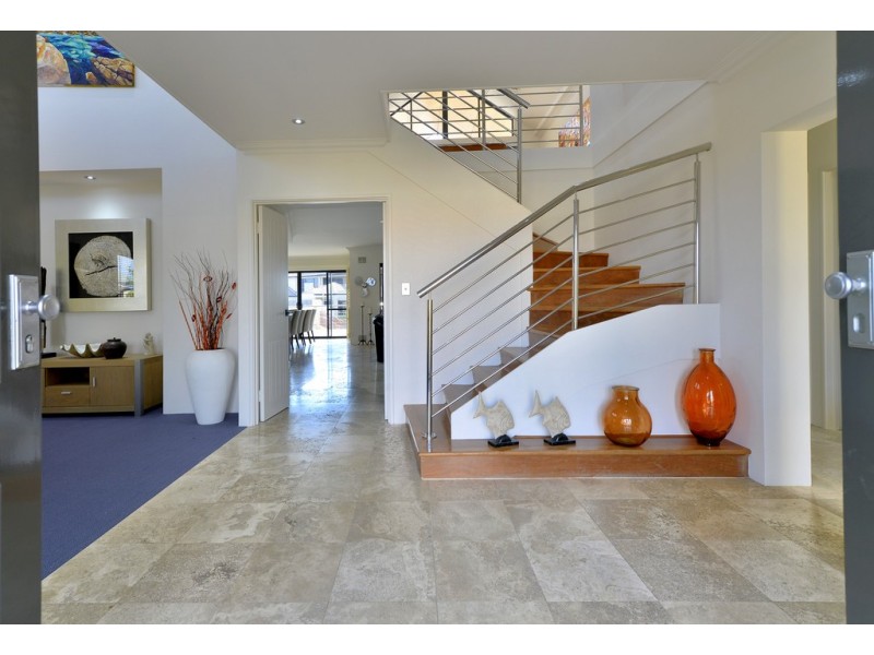 23 Nyari Court, Halls Head WA 6210