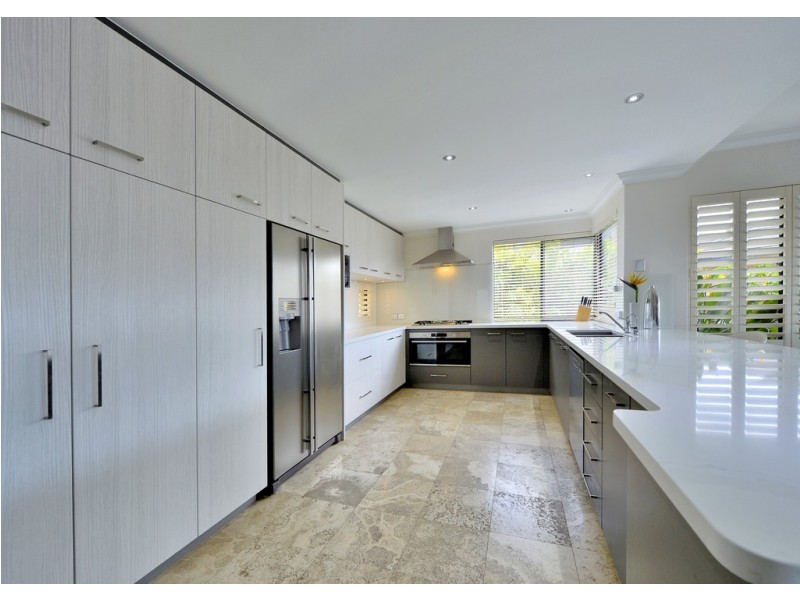 23 Nyari Court, Halls Head WA 6210