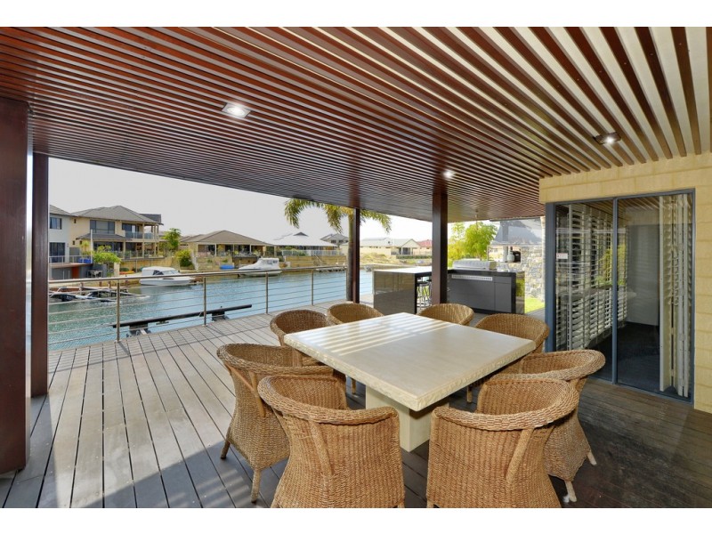 23 Nyari Court, Halls Head WA 6210