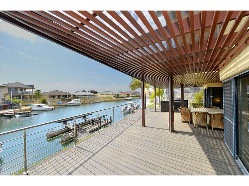 23 Nyari Court, Halls Head WA 6210