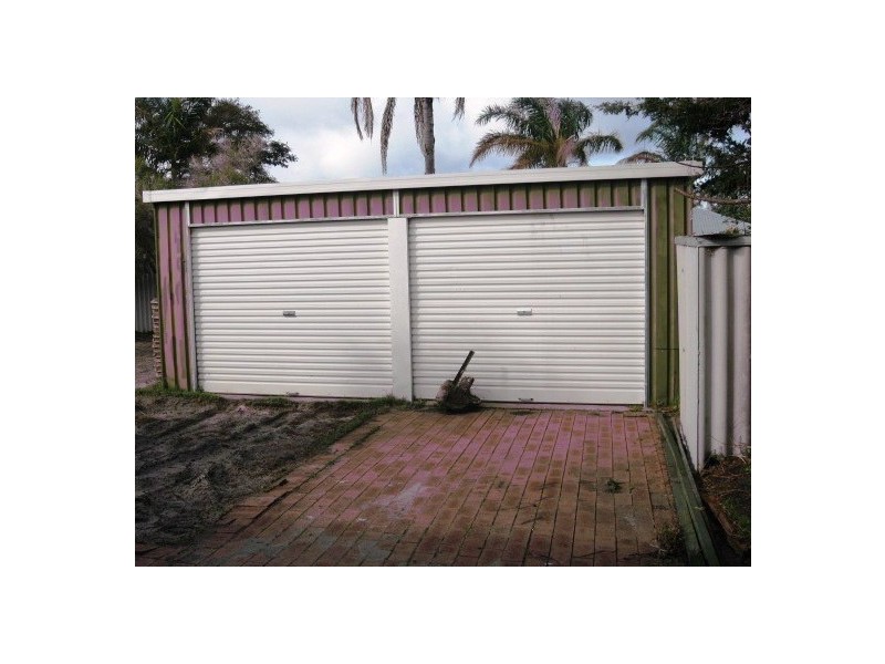 14 Mahogany Drive, Halls Head WA 6210