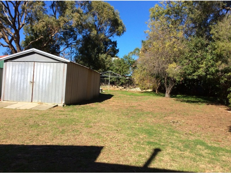 23 Service Street, Mandurah WA 6210