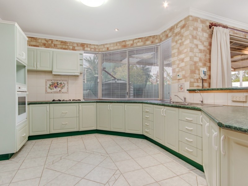 16 KARRUL WAY, Greenfields WA 6210