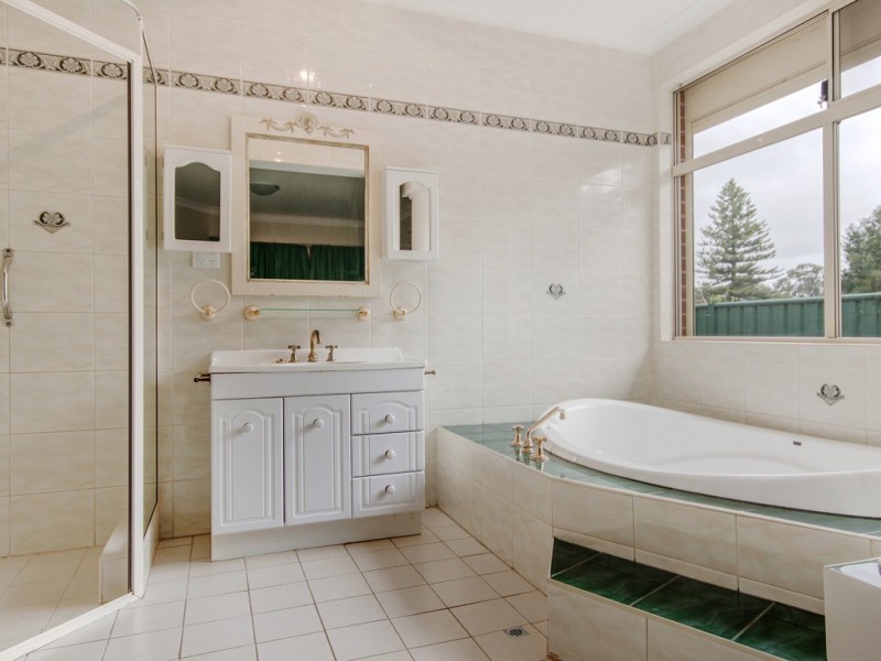 16 KARRUL WAY, Greenfields WA 6210