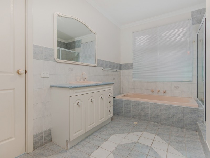 16 KARRUL WAY, Greenfields WA 6210